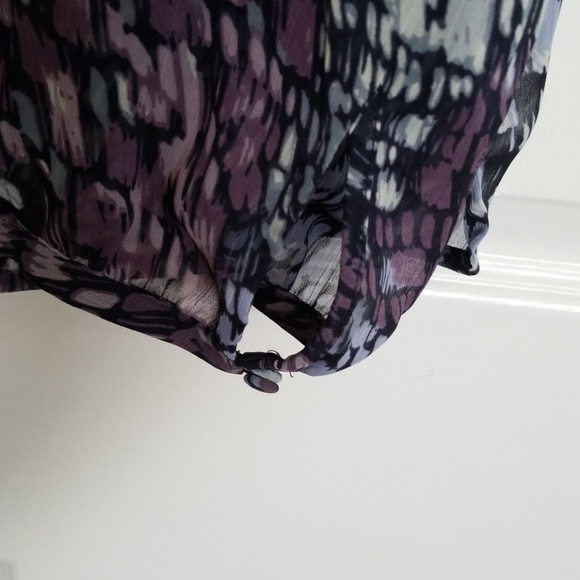 TravelSmith Top - Picture 3 of 8